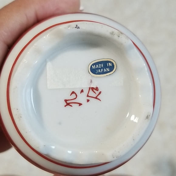 Bundle of two Oriental painted Small Vases. - Picture 5 of 7